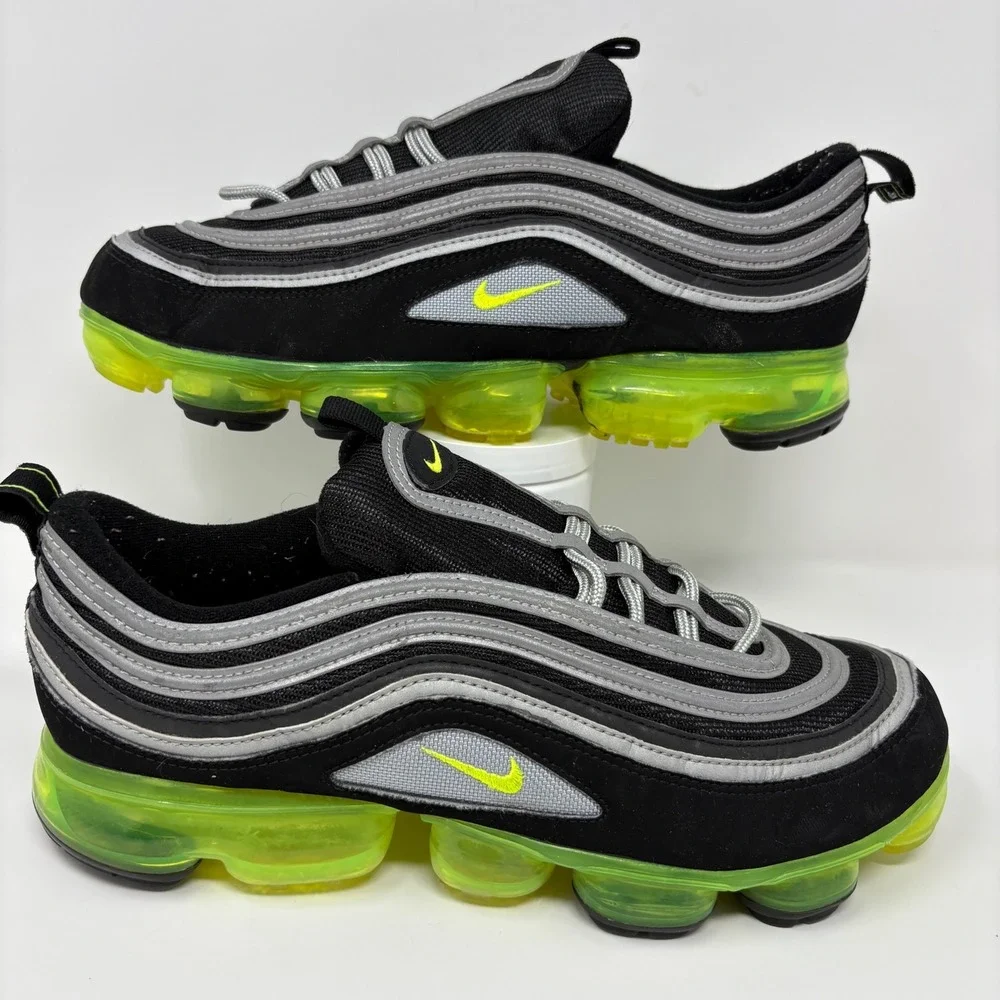 Nike Air VaporMax 97 Men's Size 11 Black Volt Running Shoes Sneakers AJ7291-001